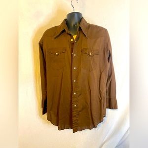 Vintage Men’s Wrangler Men’s L/S Western Snap Button Shirt.
